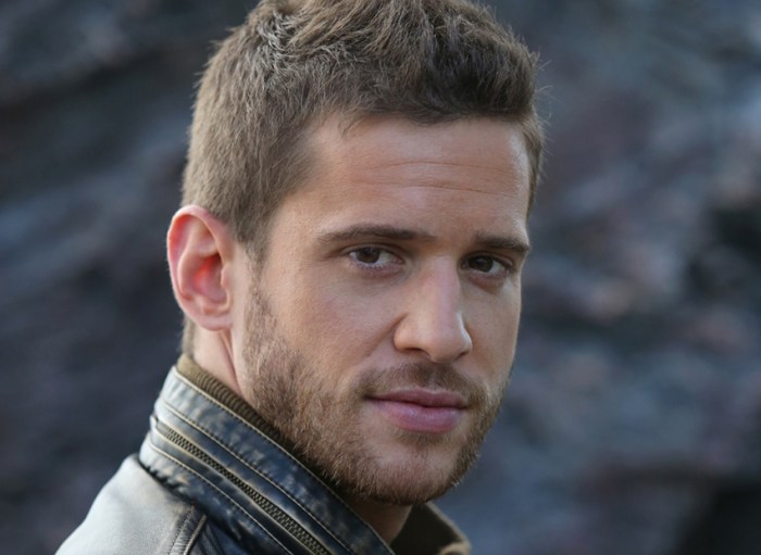 Red Billabong Cinema Australia Dan