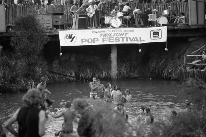 Parkerville Amphitheatre Sets Bugs & Rock n Roll Cinema Australia 1