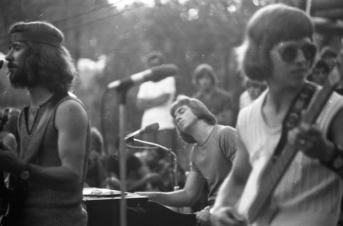 Parkerville Amphitheatre Sets Bugs & Rock n Roll Cinema Australia 2