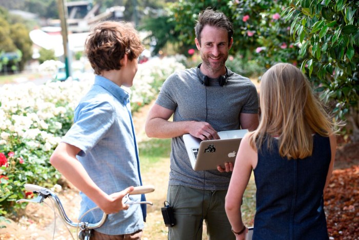 Levi Miller, Craig Silvey and Angourie Rice on the set of Jasper Jones.